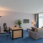 Essen City Suites Hotel 3*