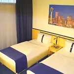 Essen City Suites 3*