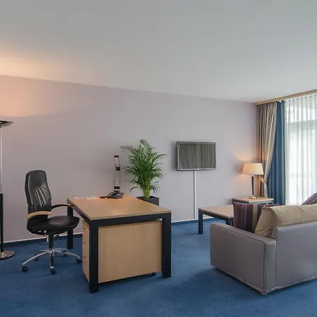 Essen City Suites Hotel 3*