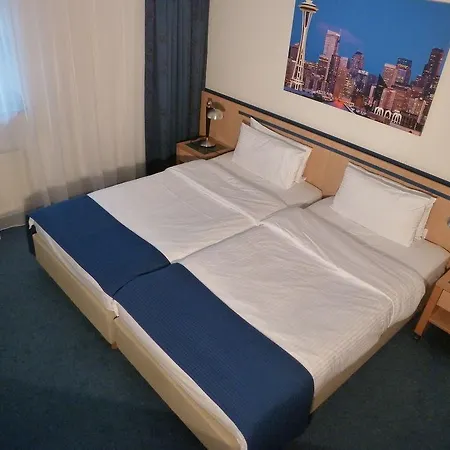 Essen City Suites 3* エッセン