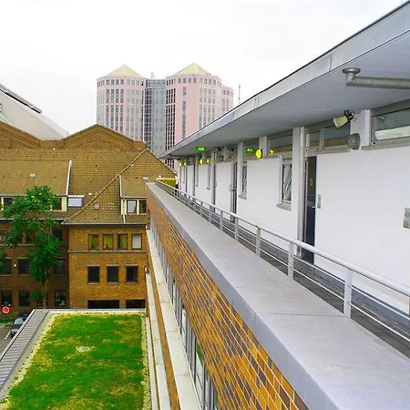 Essen City Suites 3*