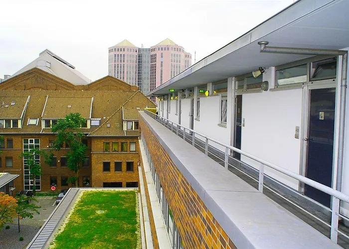 Essen City Suites 3*